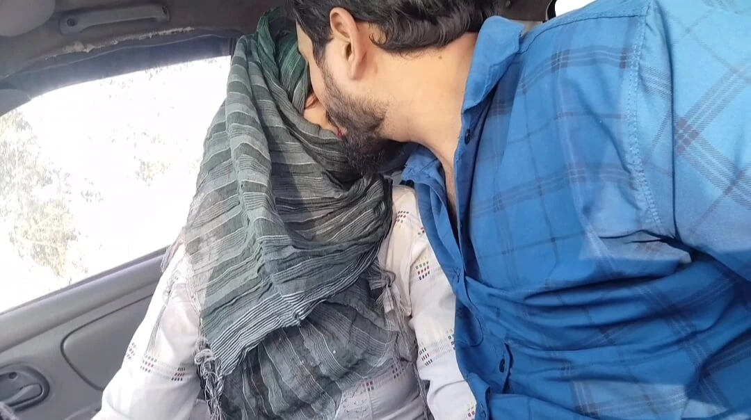 Muslim girl fucked in car – indian muslim girl porn videos