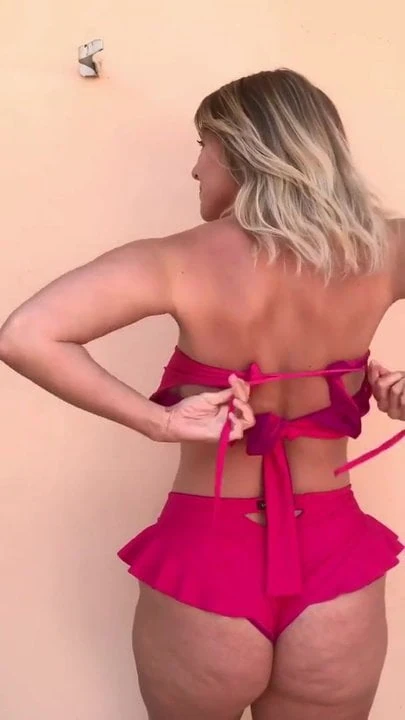 Trick of bra wearing