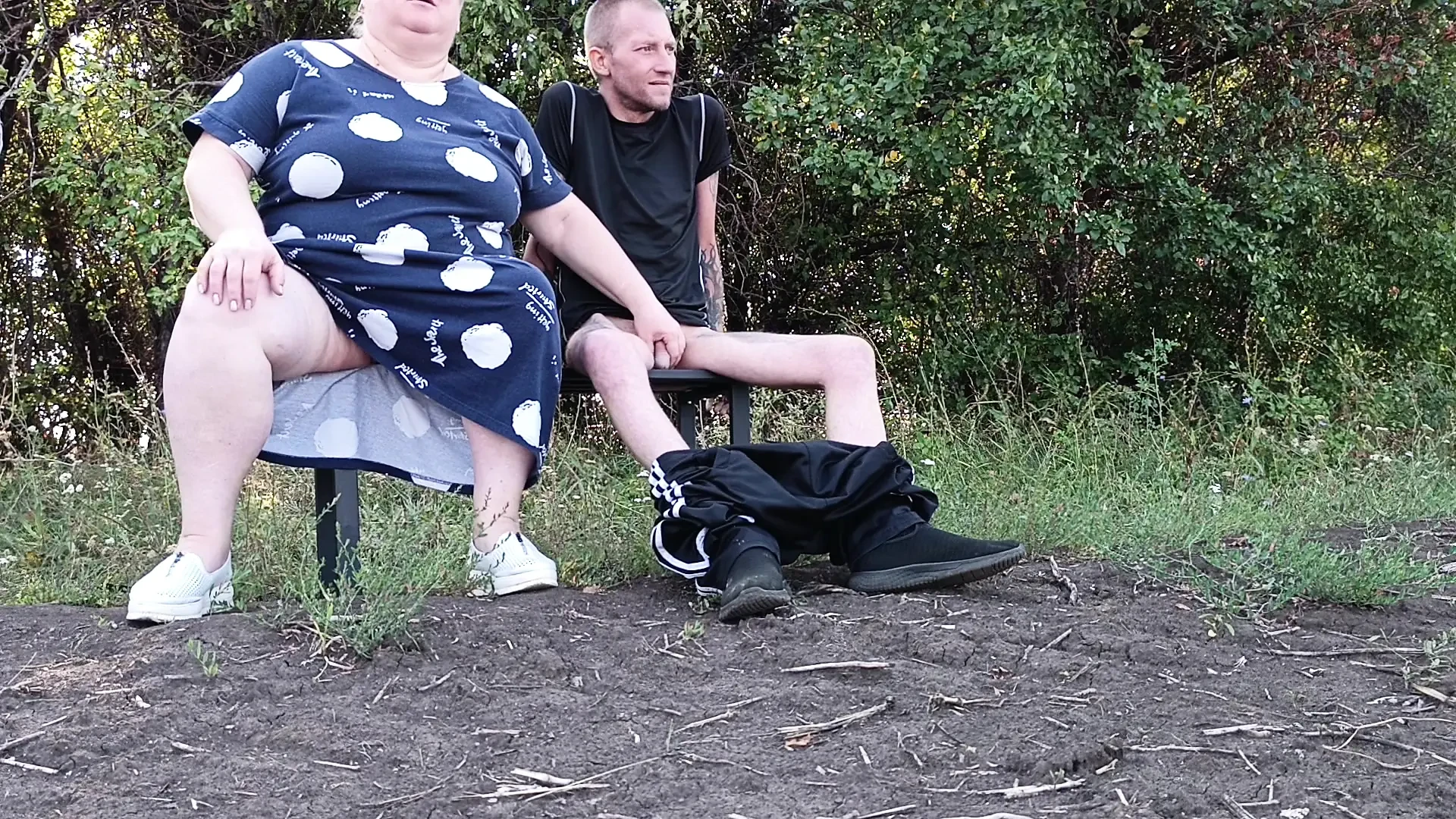 A neighbor in a public park jerks off my dick until I cum