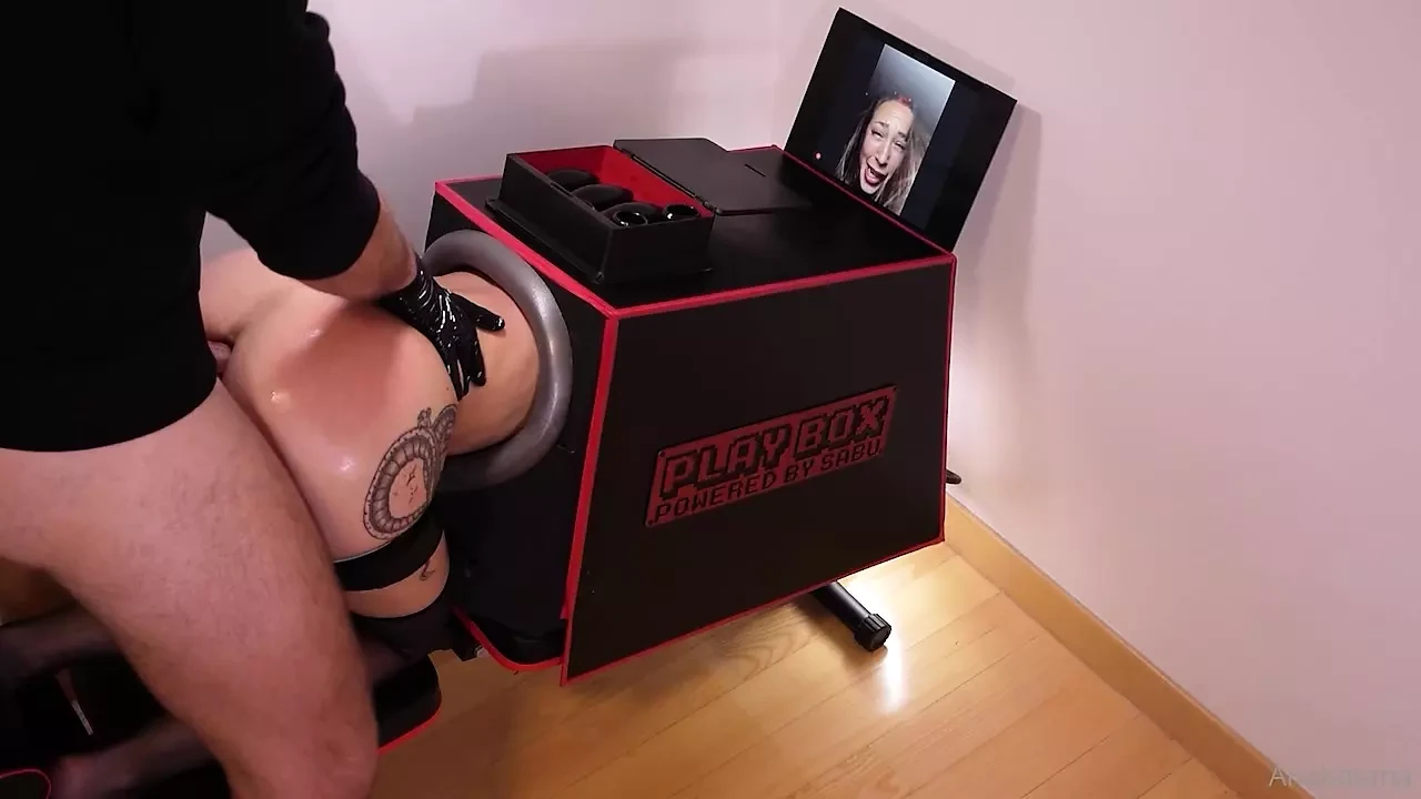 AnaKatana gets buttfucked in a PlayBox! HARDCORE BDSM AND ROUGH BONDAGE ANAL