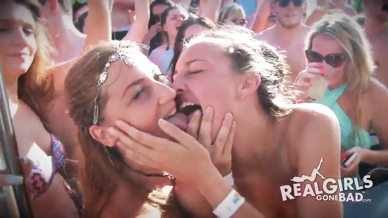 Real Girls Gone Bad Sexy Naked Boat Party Booze Cruise HD Pr