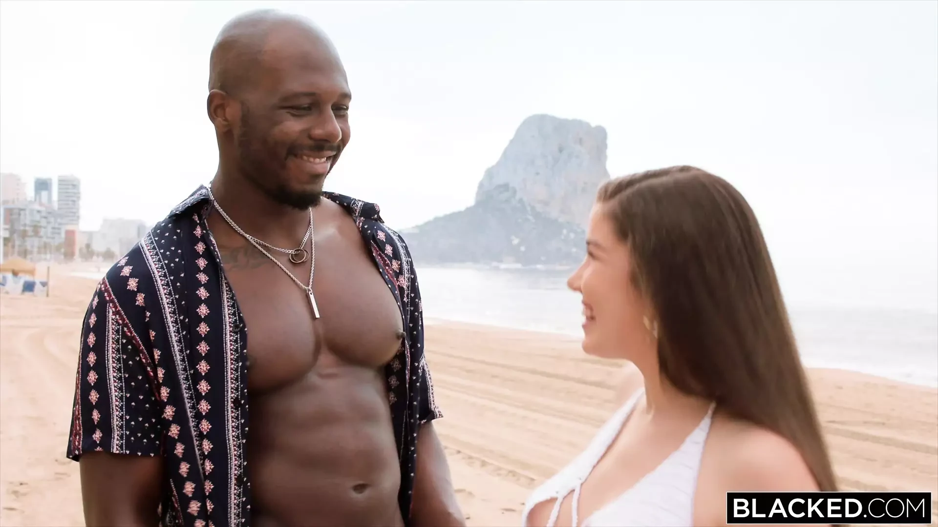 BLACKED Thick Baddie Chloe Lapiedra Ditches Boyfriend For A Real Man’s BBC