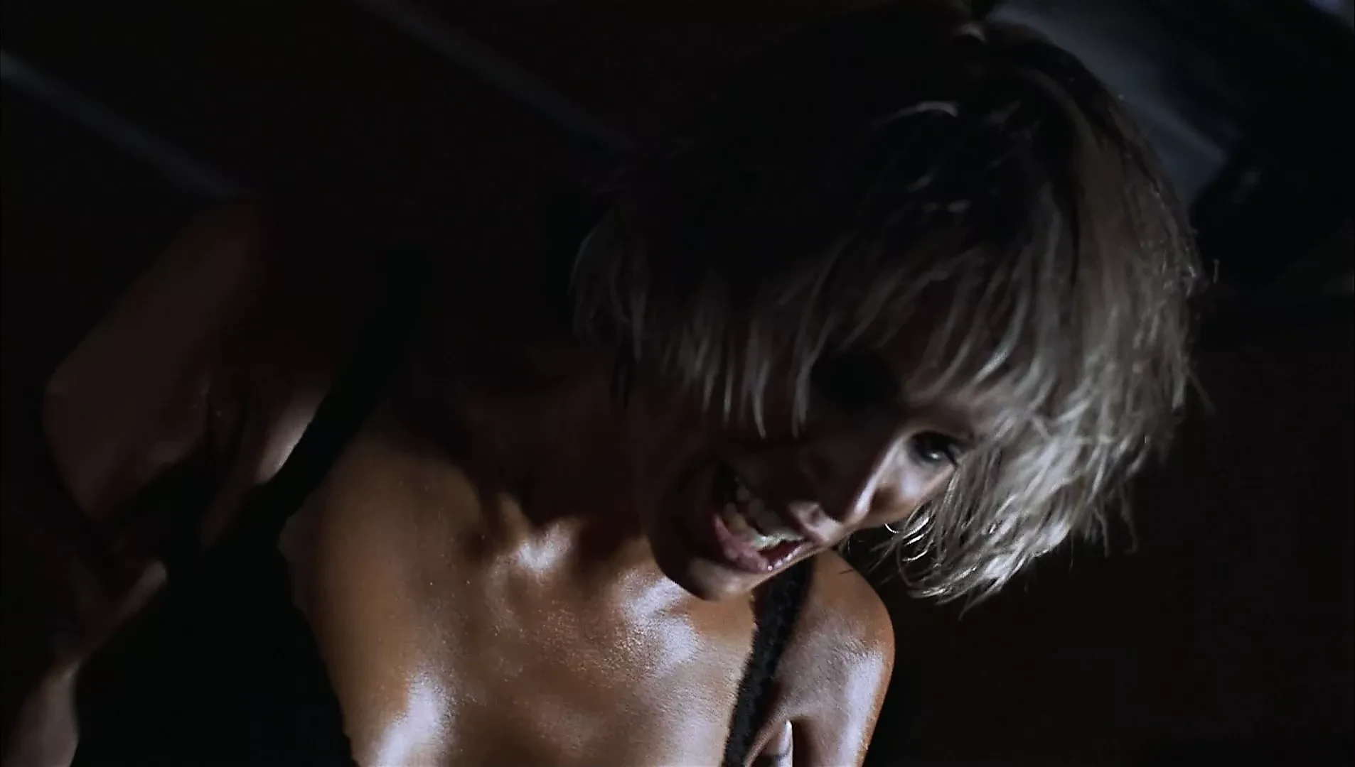 Emma Wiklund – ”Simon Sez” 02