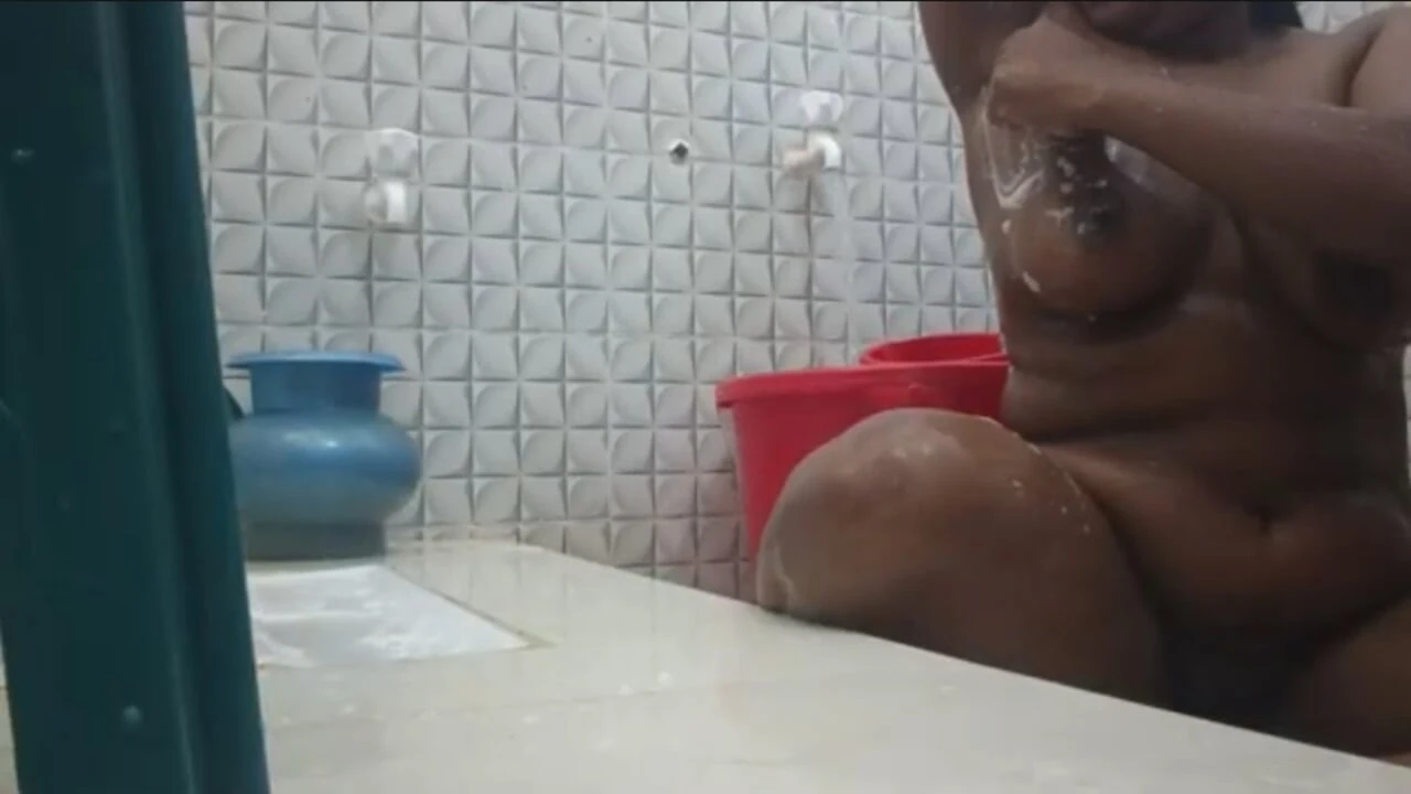 Desi girl bathroom shower hot real gf