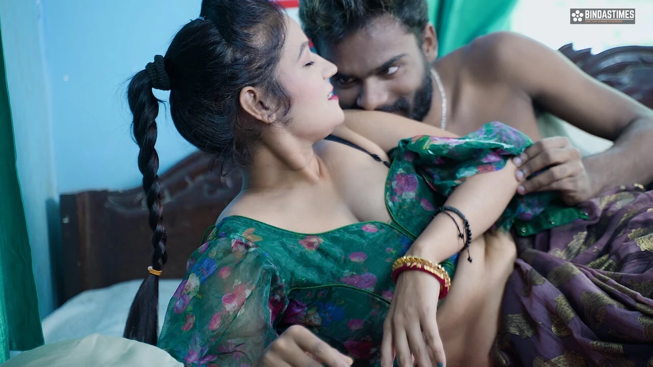 Nikita Bhabhi Hot Sexy MMS By her two Brother in law while Having Hardcore Threesome Fuck ( Full Movie )