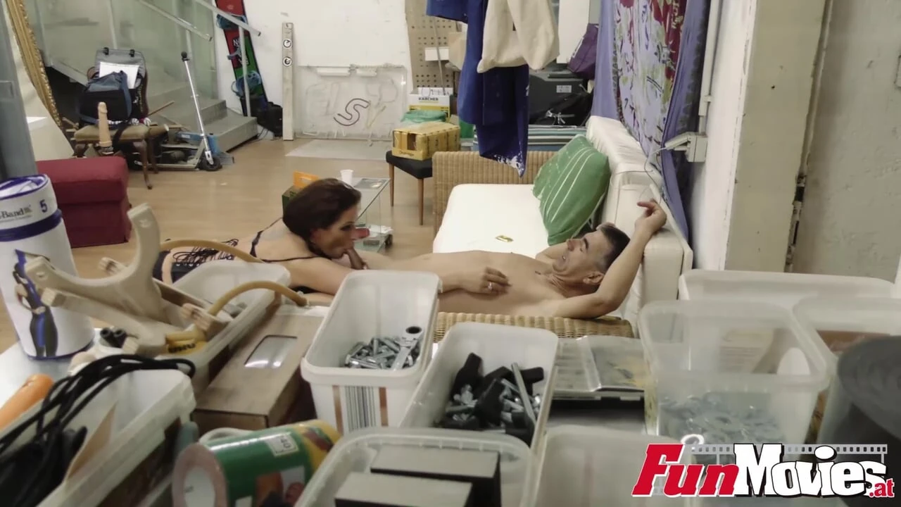 EU milf rides a har prick on the couch