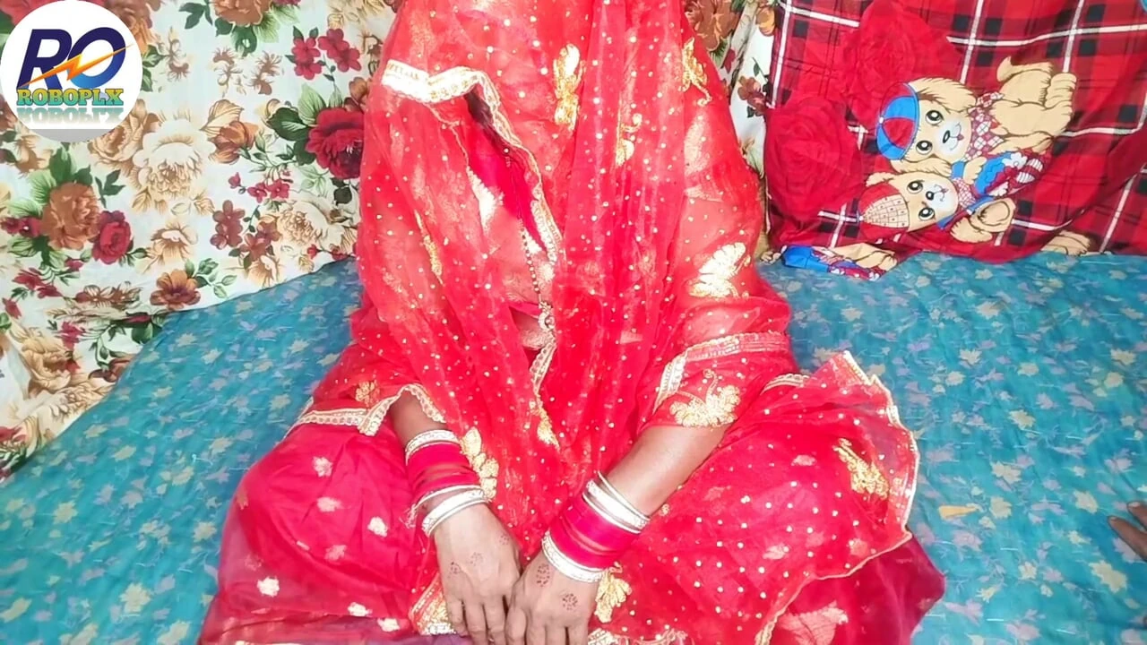Fast time desi honeymoon video hindi audio Claire Vaise in red saree and blouse having fun