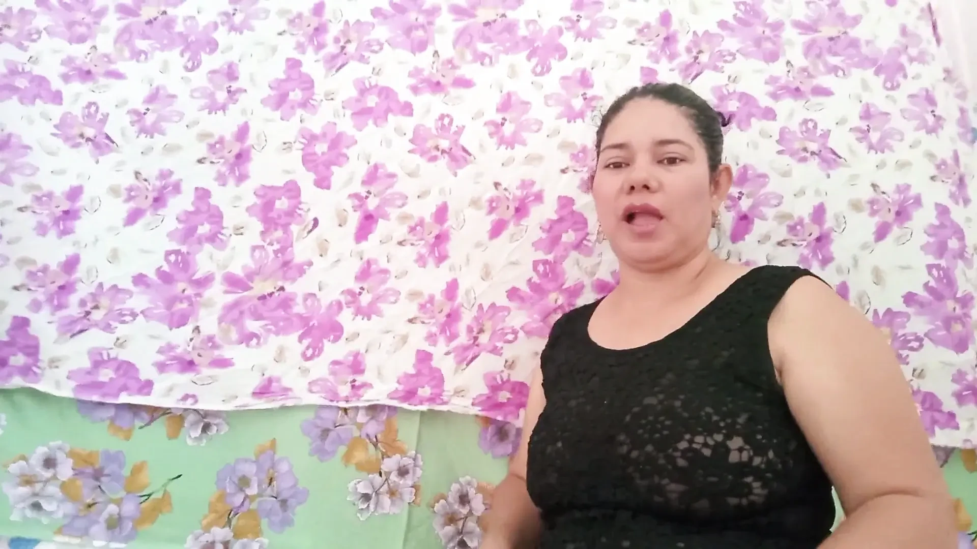 Beautiful Deepthroat Sucker