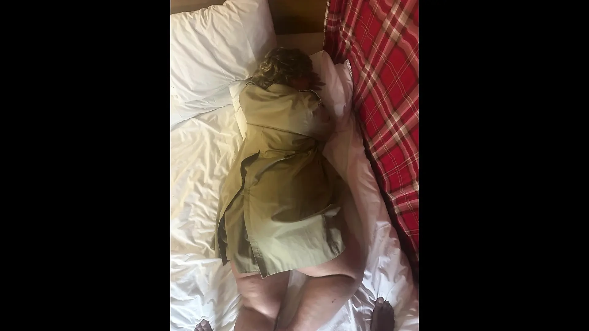 Busty British Step Mom lets BBC spreads her pussy wide open in hotel.