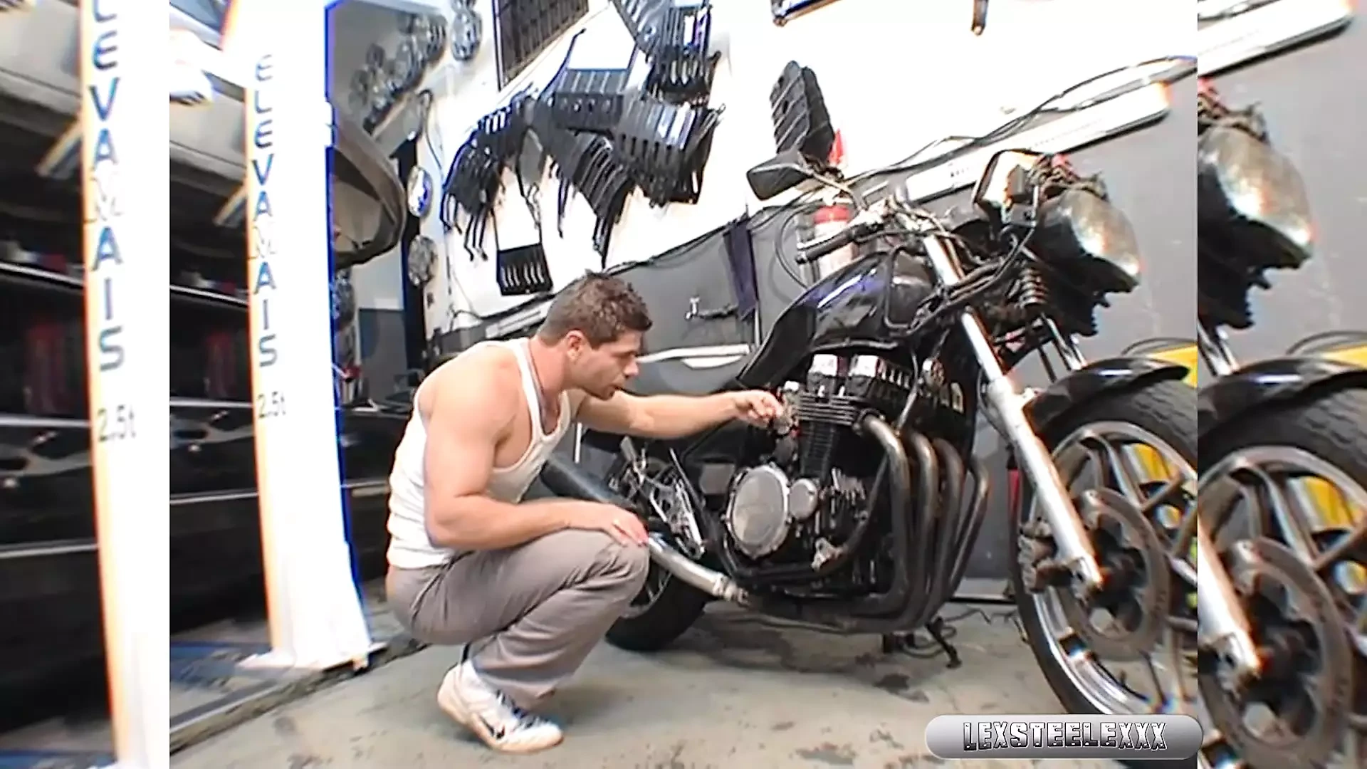 Facial! Brazilian Kelley Jade Milks Vitor, Carlos & Loupan!