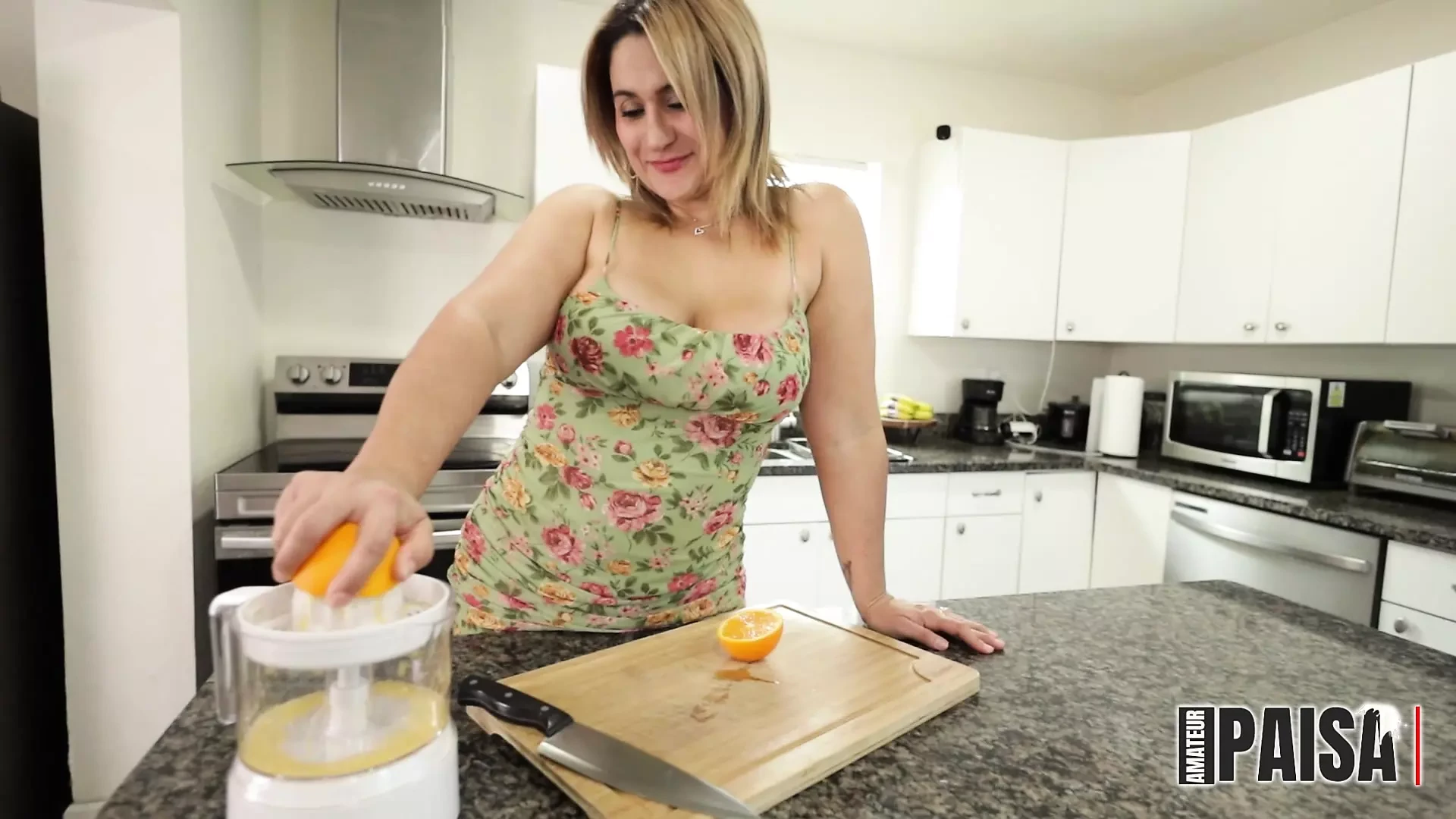 Love to Fuck in the Kitchen and getting Creampied