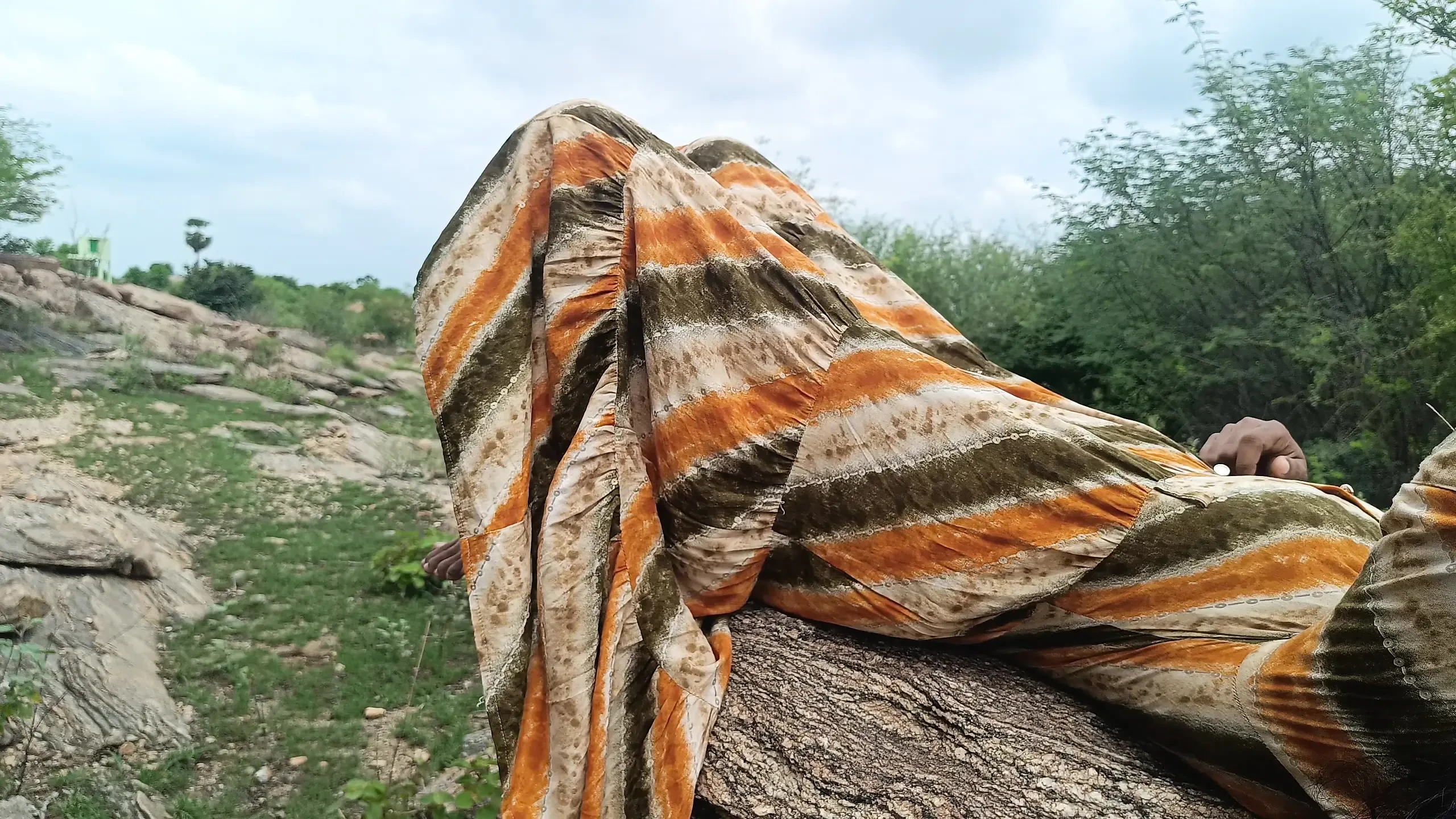 Hard fucking in outdoor with girlfriend