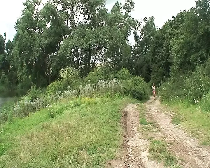 Step inside and enjoy a passionate teen in action