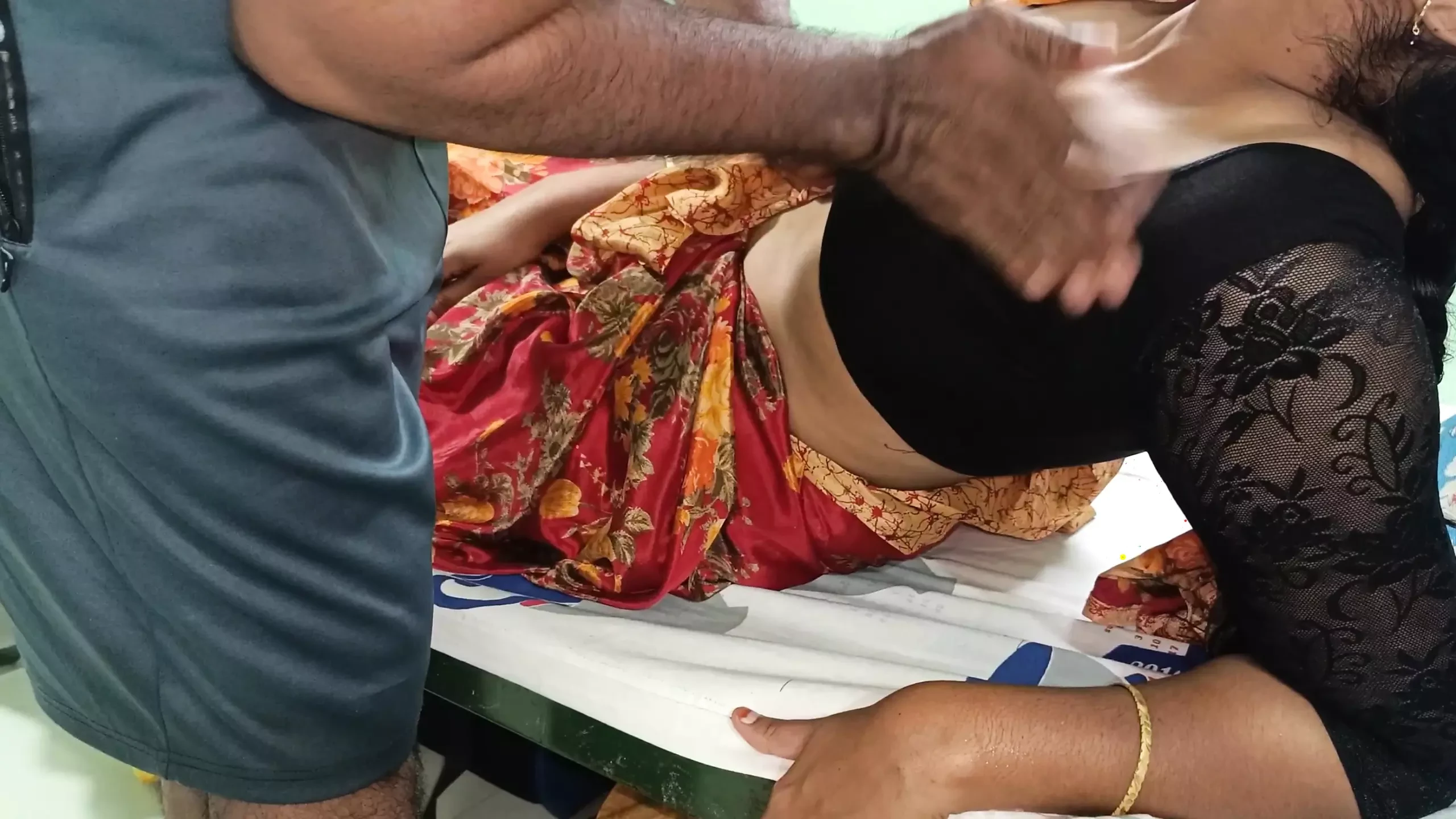 mysore New married couples enjoying saree romance in bed