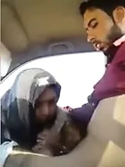 CHUBBY INDIAN GIRL HAVING SEX IN A CAR