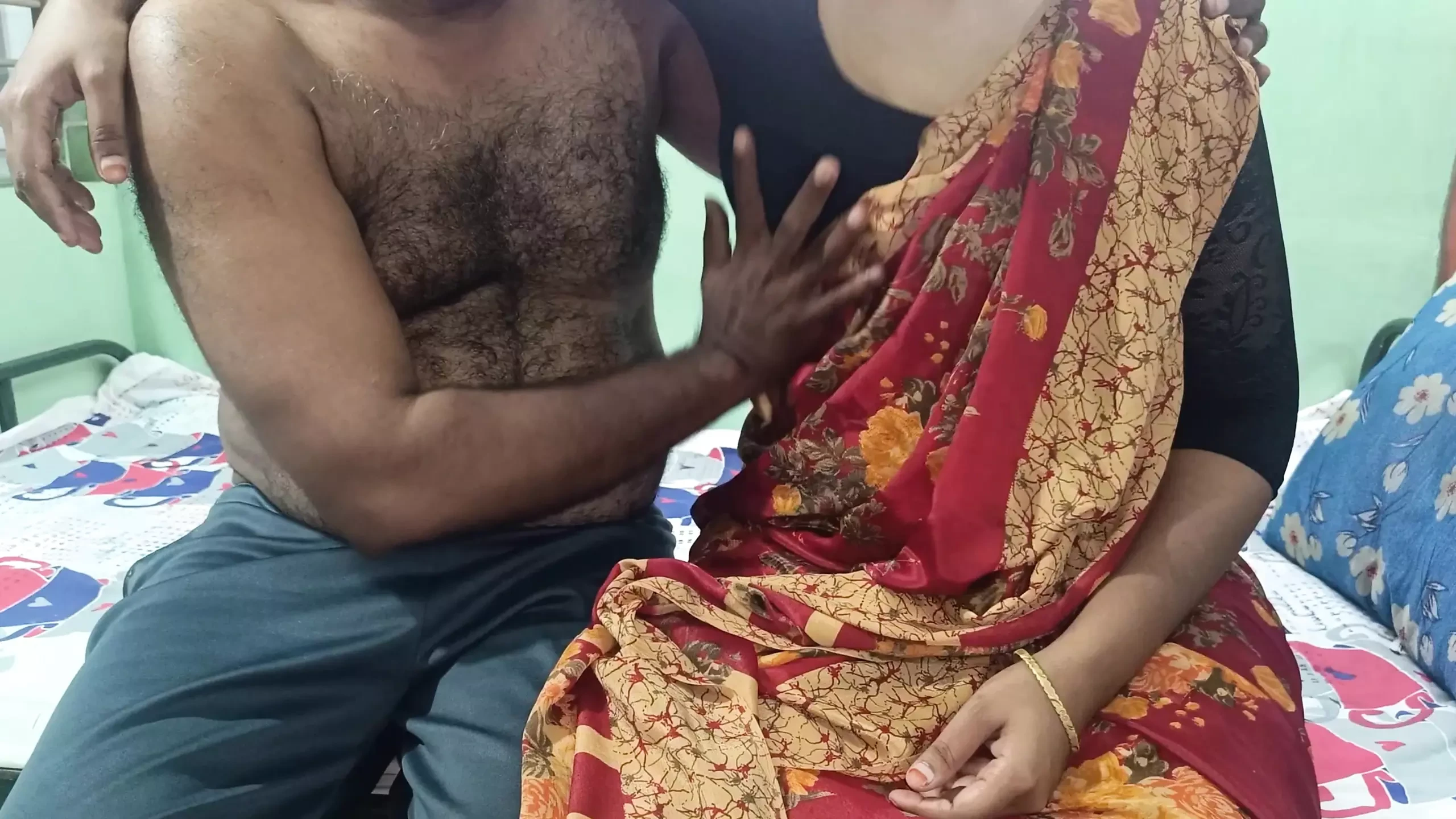 cheating wife make Home made saree romance viral video in south india viral video