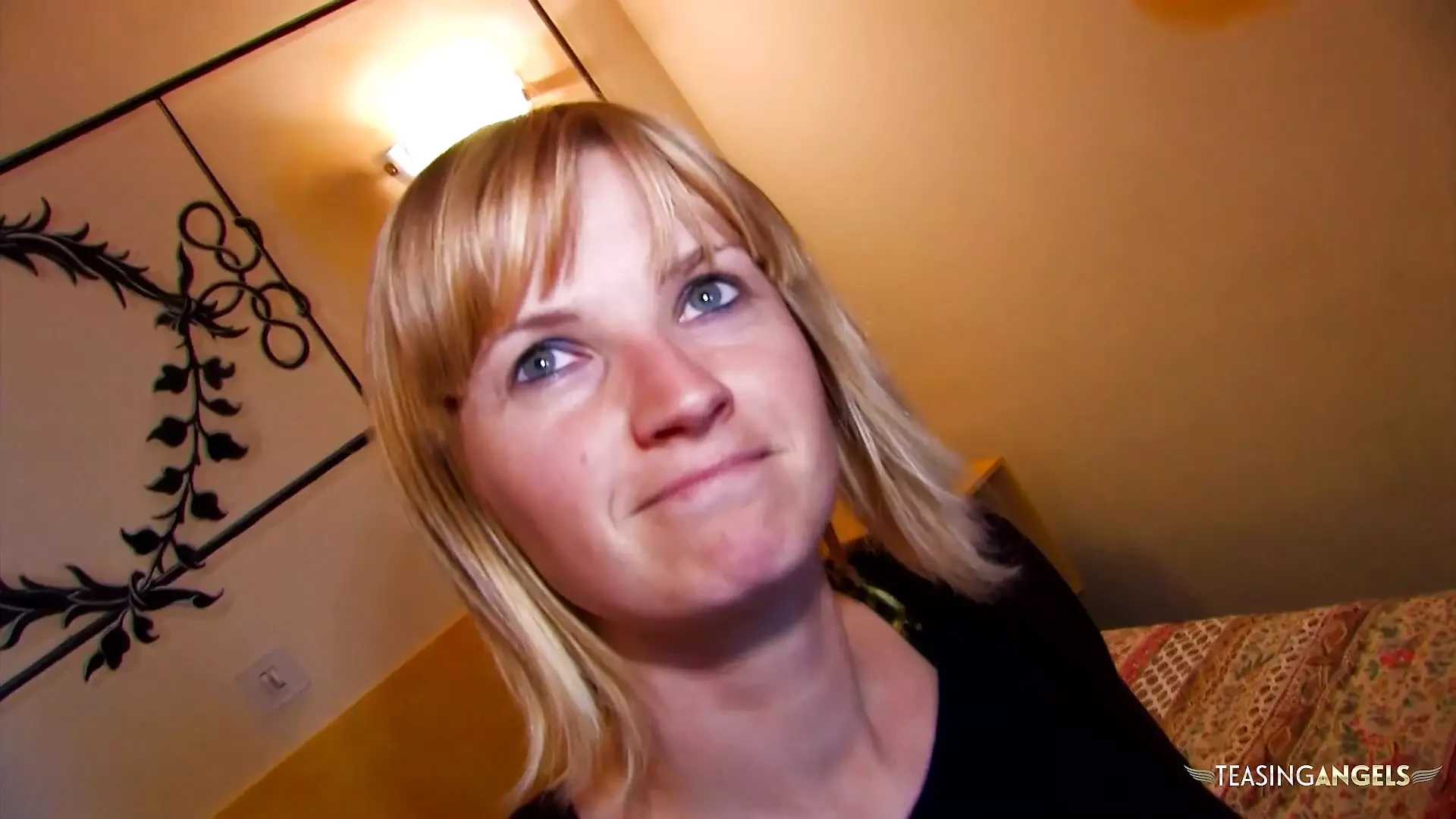 Having the asshole drilled in multiple positions and the