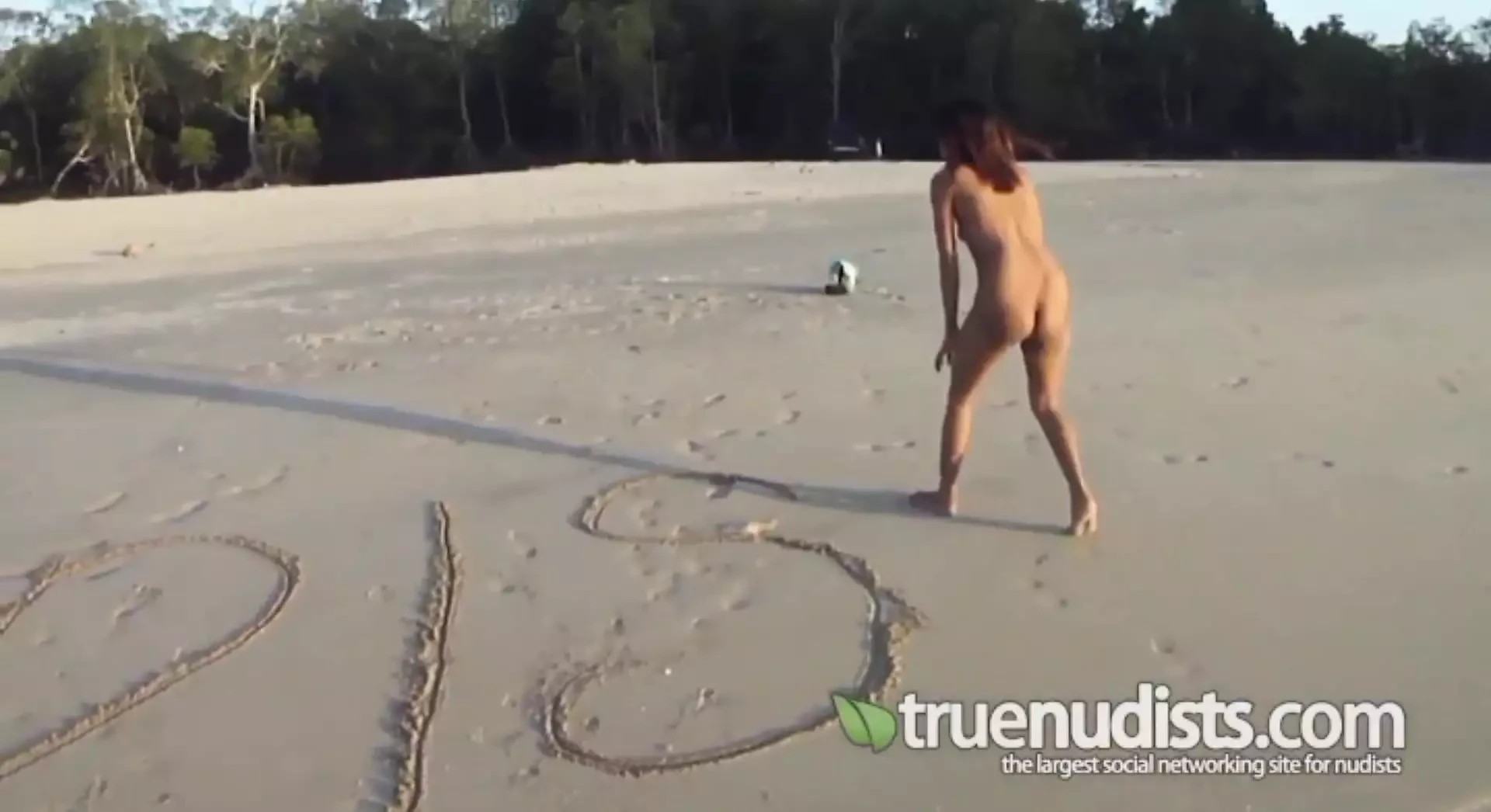 Our beautiful Philippines🇵🇭.. Enjoying non-sexual nudist lifestyle bodyfreedom.. Nakahubad na kami sa dagat ang sarap