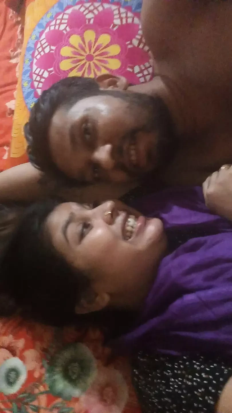 Horny Muslim Wife Seduces Her Husband in Real Desi Home Video DesicoupleBd