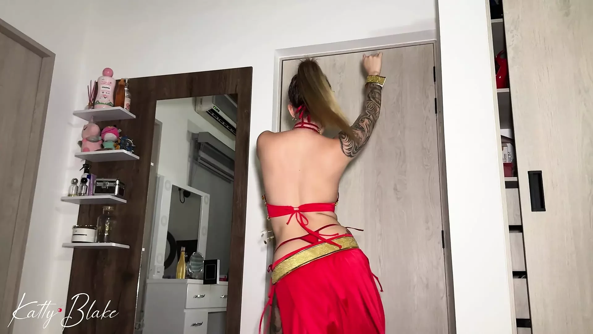 I Have Fun Putting A Big Cock In My Delicious Ass