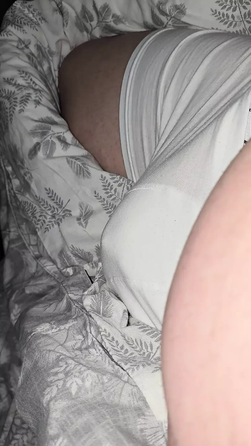 Step mom hand slip under step son underwear touching and handjob his dick