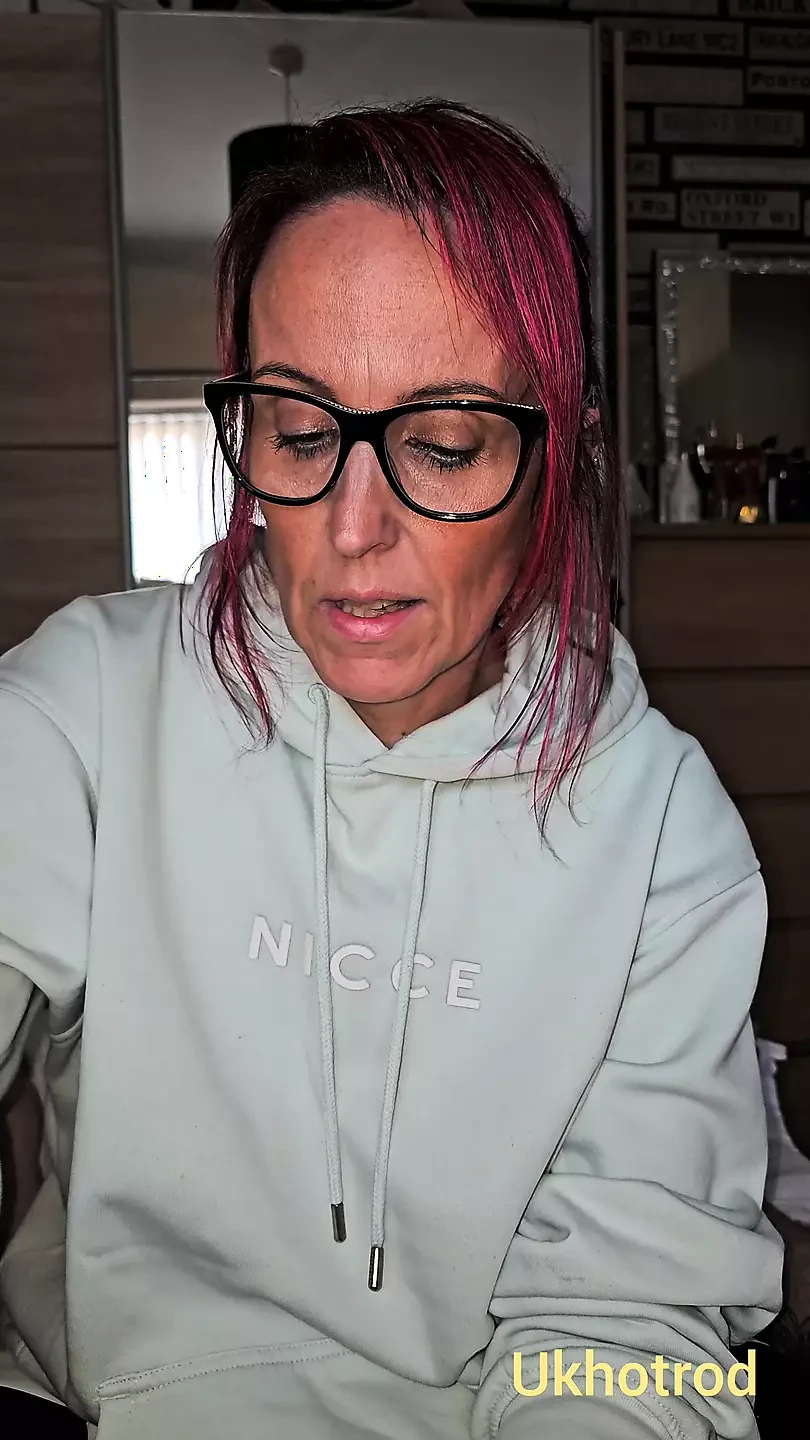 Dirty talk about fucking stranger in toilet