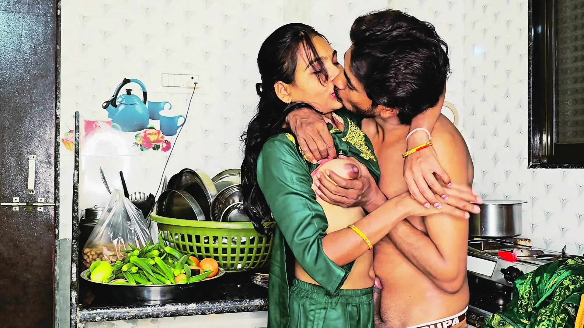 Desi Indian girl calls me in her kitchen, she gets very hot then audio sex