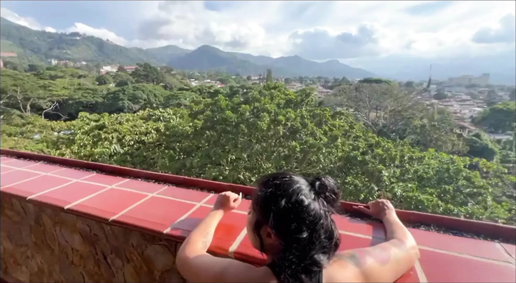 I fuck my wife’s daughter at home while she’s not there, I cum in her mouth