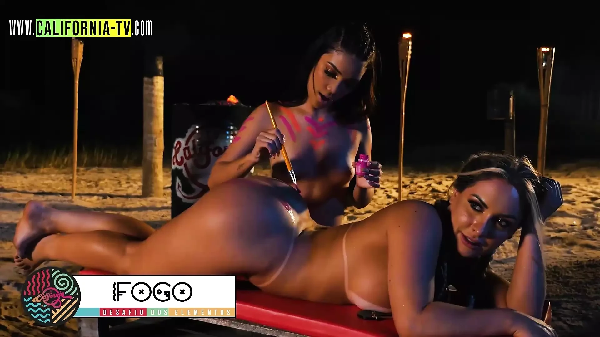 IARA FERREIRA, CALIFORNIA’S MUSE IS SPOTTED NAKED ON A BRAZILIAN BEACH!