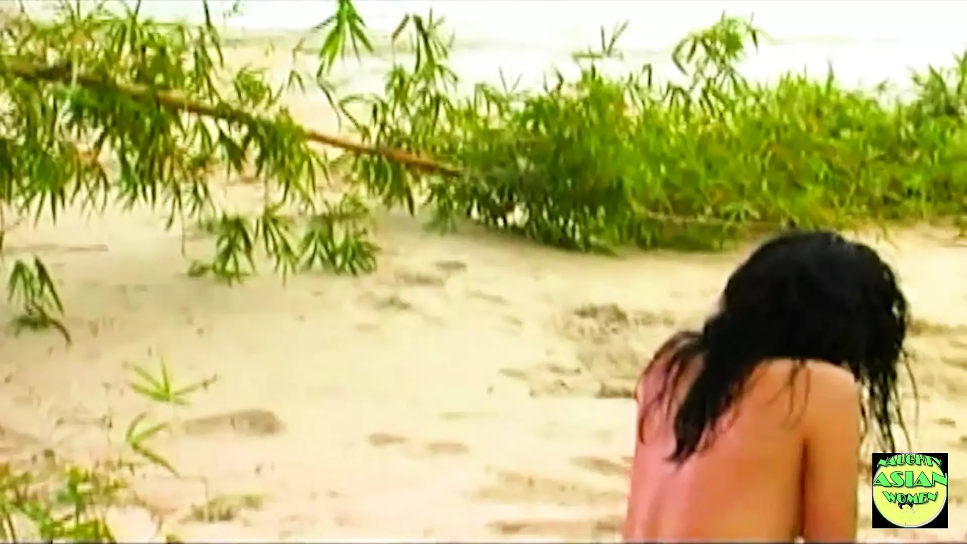 The Guy Drills the Tight Pussy of the Horny Girl Outdoors with His Big Cock