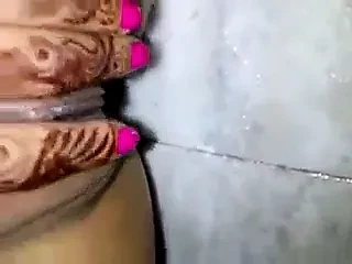 Sudanese woman play with her nice pussy