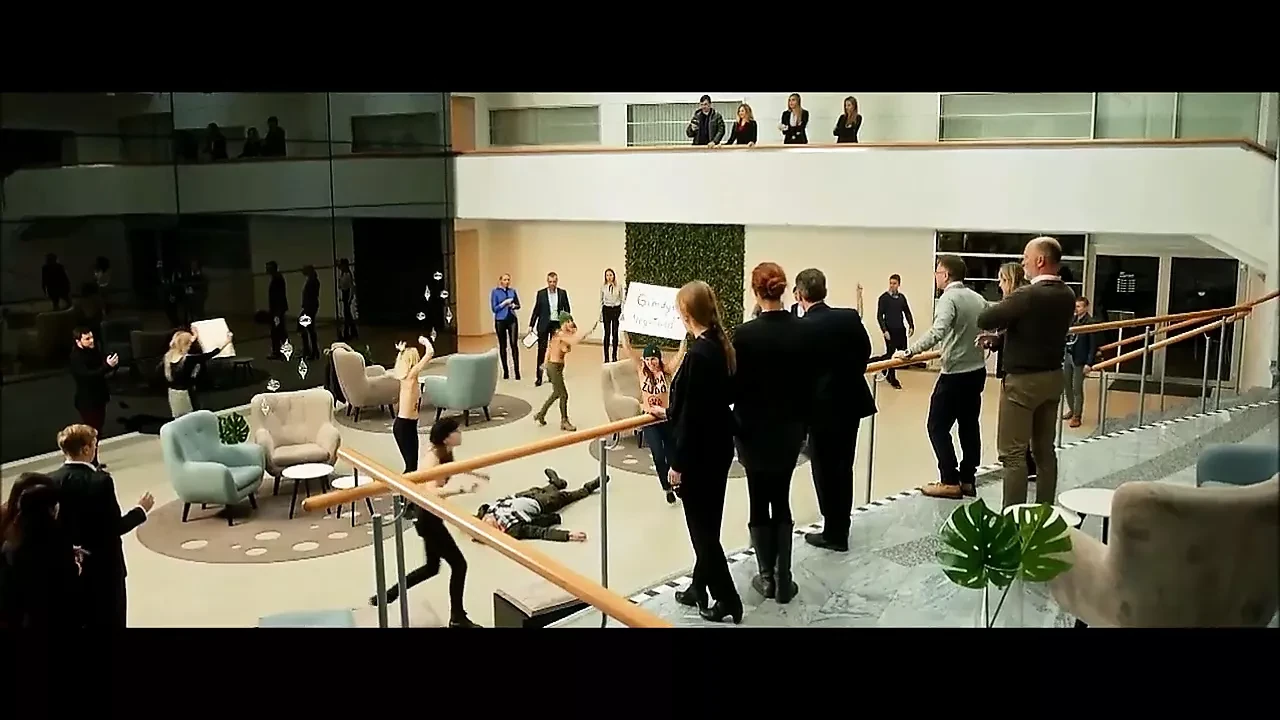 MOVIE.LT (VEDYBOS, SKYRYBOS ir BARSUKAS)