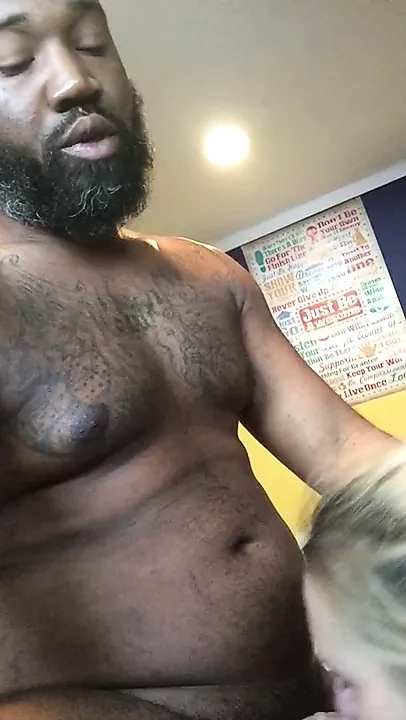 Ohio granny gums on dick