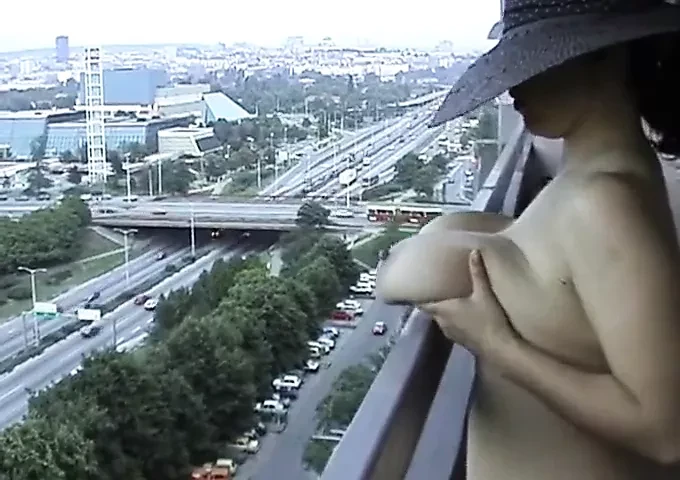 BUSTY WIFE STRIPS NAKED NUDE IN PUBLIC