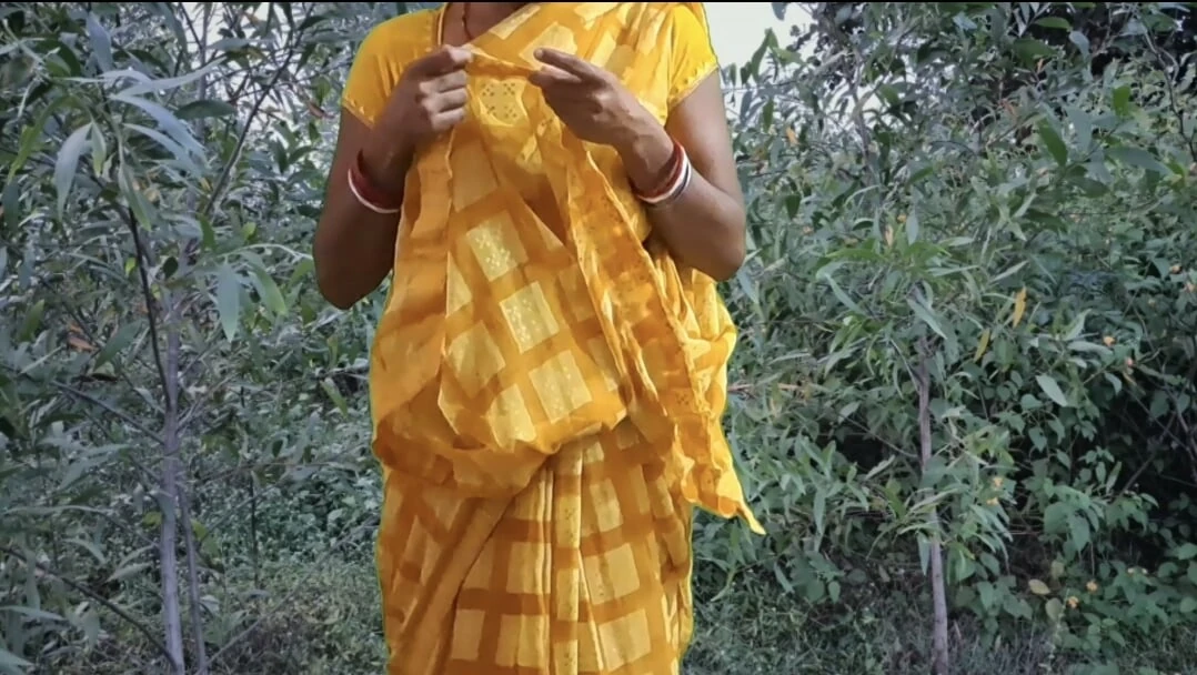 Indian village Desi Hot aunty