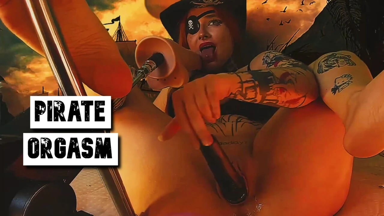 PIRATE GIRL GETS WILD ORGASMS FROM VIBRATORS IN ALL ORIFICES