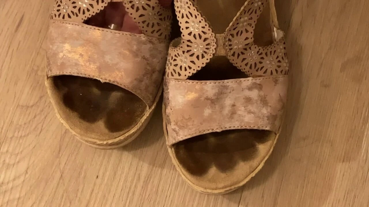 Mrs Mature Feet in LBD and very stinky shoes