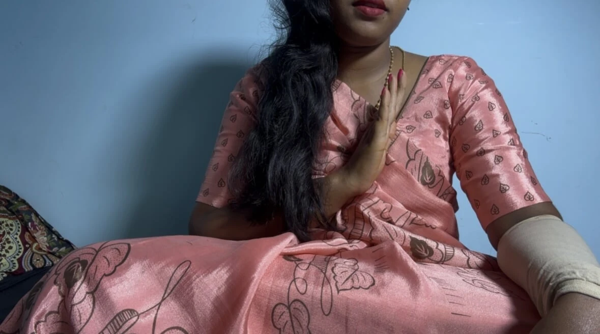 Chithi role play, tamil ponnu nude dirty talk show