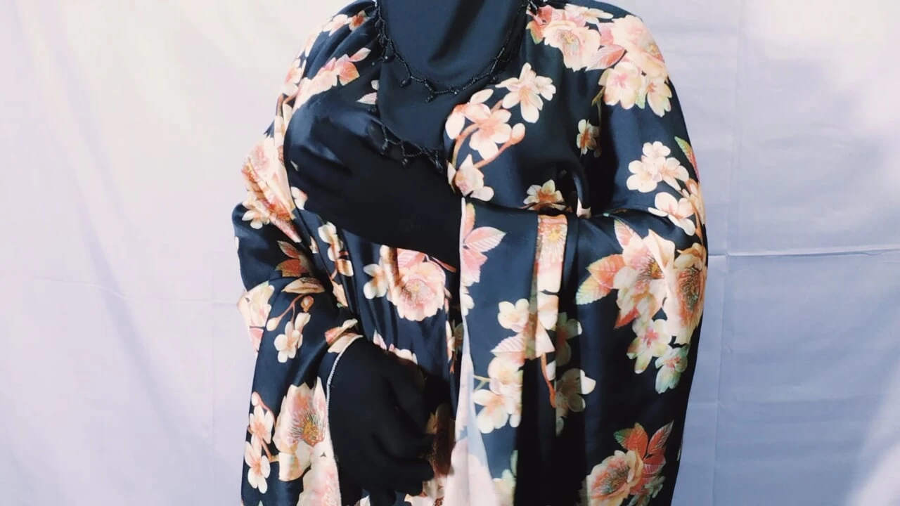 Indian Beautiful Desi Having Sex And Talking Dirty