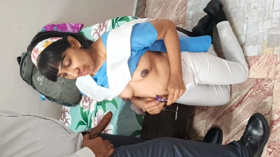Indian school Girl fucking in Uniform