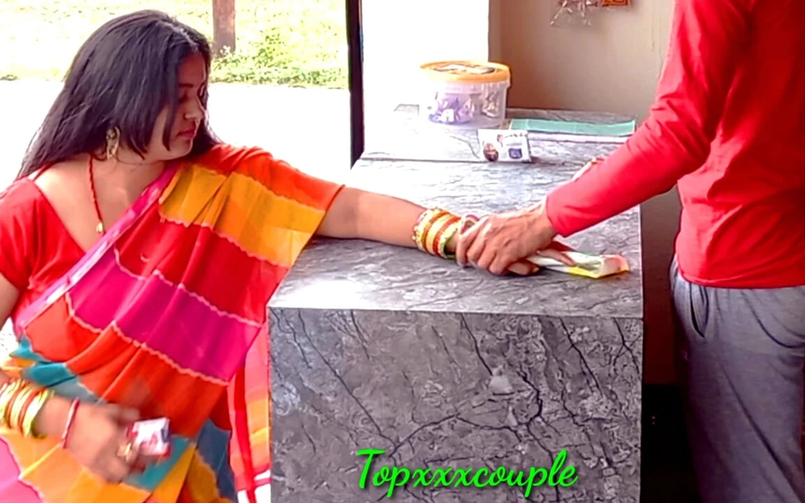 Indian Village Bhabhi Fuck by Shopkeeper