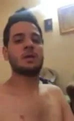 Sexe avec une arabe a tres forte poitrine