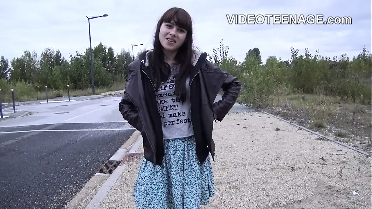 skinny 18 year old teen’s first porn casting