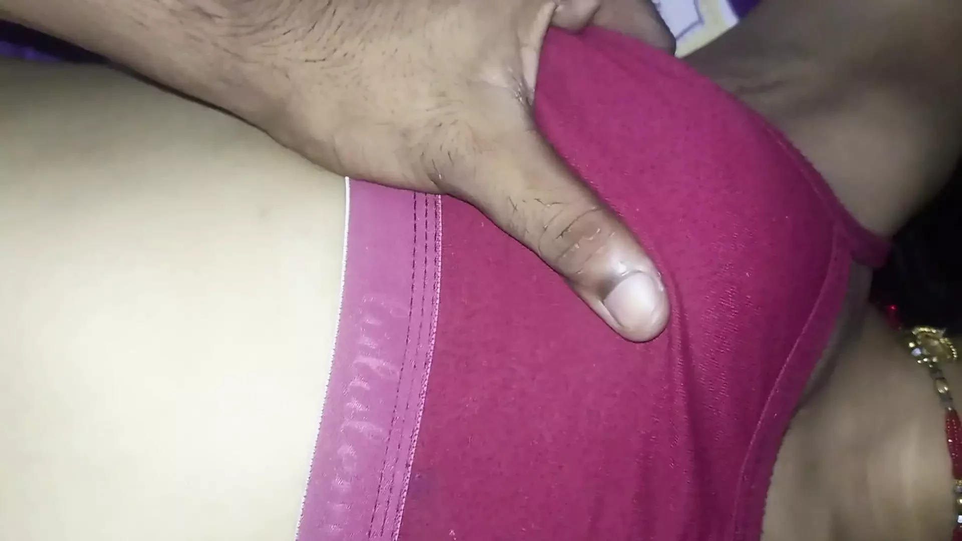 Girlfriend ko room pr bulaaya