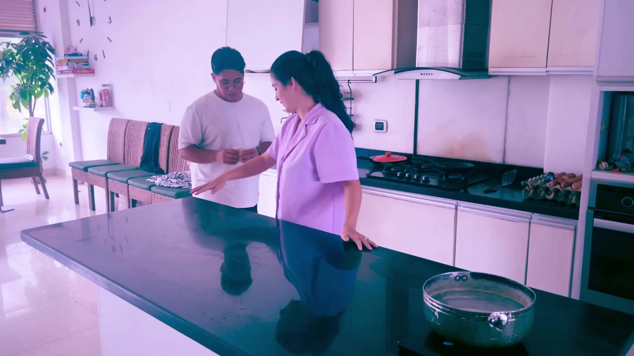 My wife gets stuck but my good neighbor saves her life what a good person.