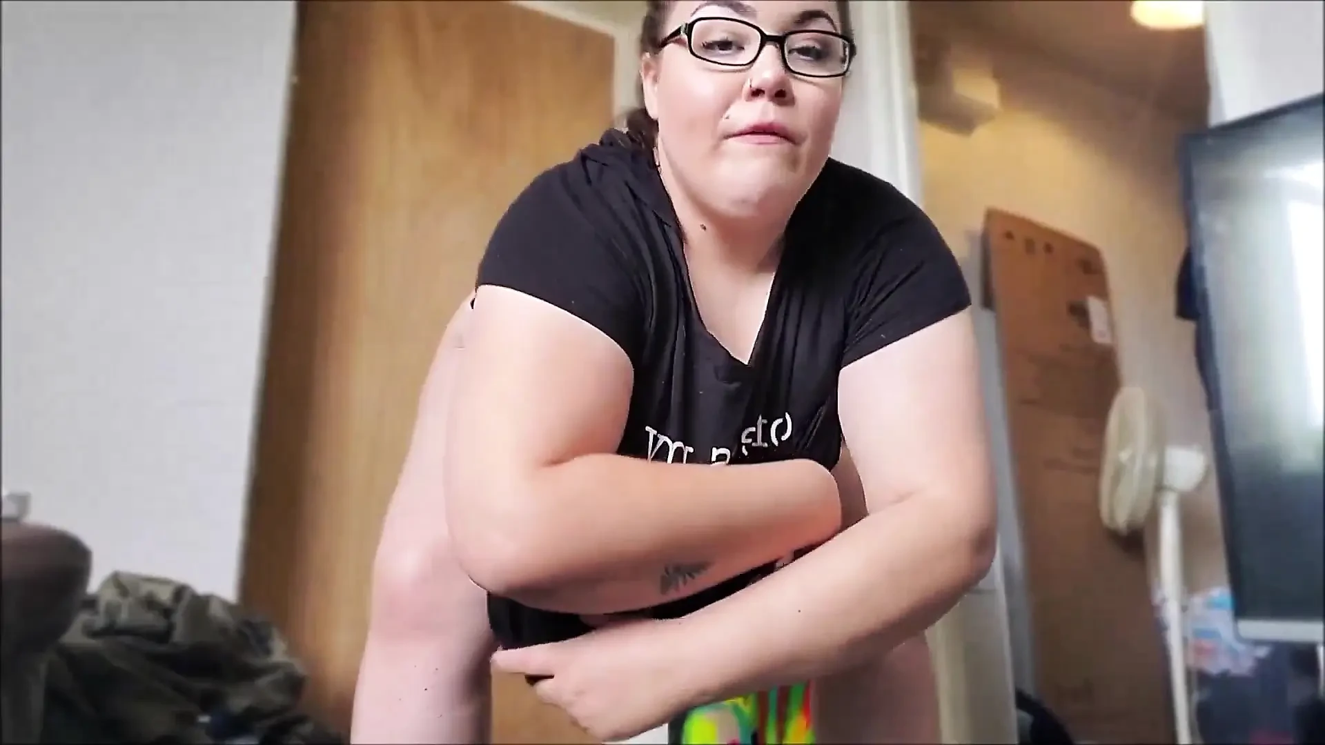 Jerk off to my fat body 3