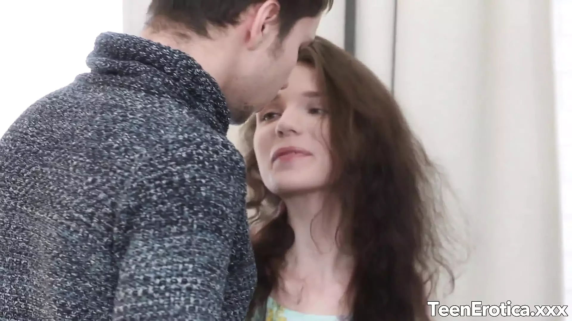 Nelya’s Serves Up a Gooey Cream Pie