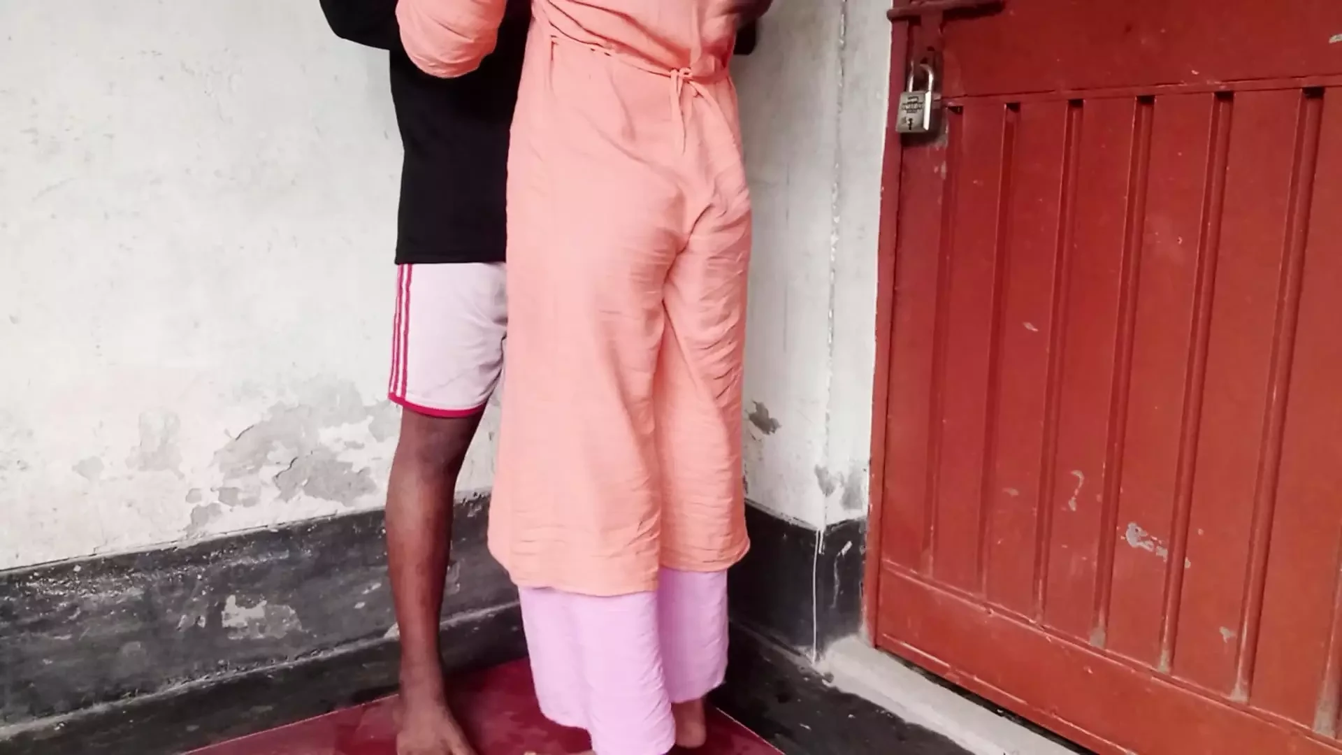 New viral video of hot sex with attractive 18 year old beautiful Indian school girl