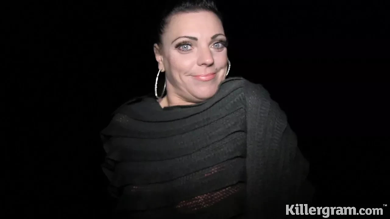 Nasty Milf loves sucking dogging cocks