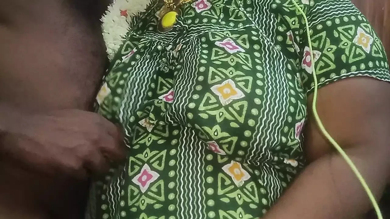 Tamil hot housewife beautiful